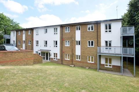 undefined, Metropolitan Place, WD18, Watford, WD18
