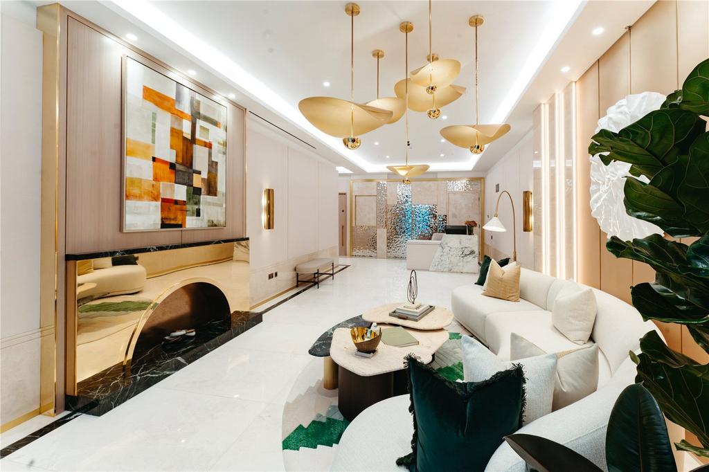 Concierge Lobby