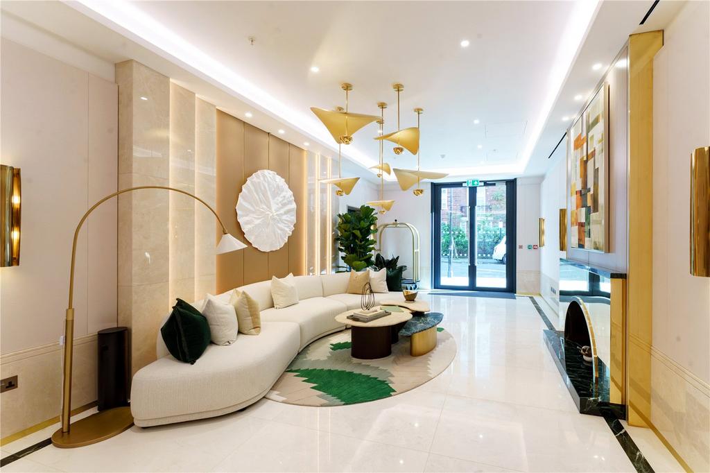 Concierge Lobby