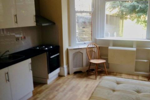 undefined, Walm Lane, London NW2