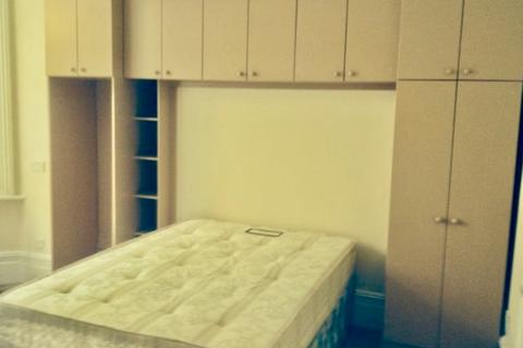 undefined, Walm Lane, London NW2