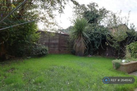 undefined, Cromwell Drive, Slough, SL1