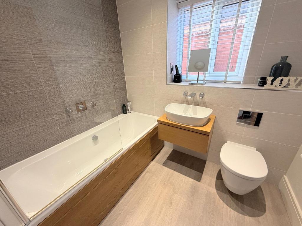 Family bathroom