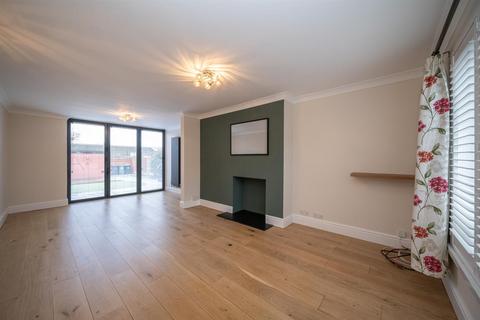 undefined, Datchworth Turn, Leverstock Green, Hertfordshire, HP2 4PB
