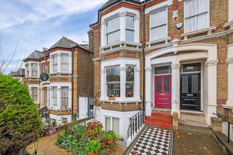 2 bedroom flat for sale, Pepys Road, London SE14