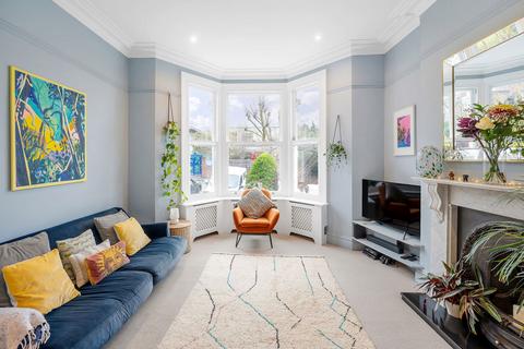 2 bedroom flat for sale, Pepys Road, London SE14