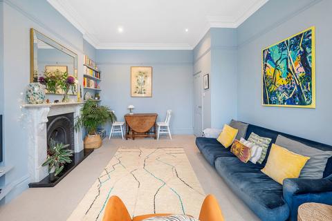 2 bedroom flat for sale, Pepys Road, London SE14