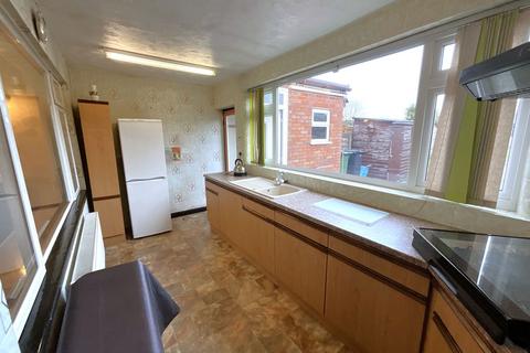 undefined, Hickmans Avenue, Cradley Heath B64