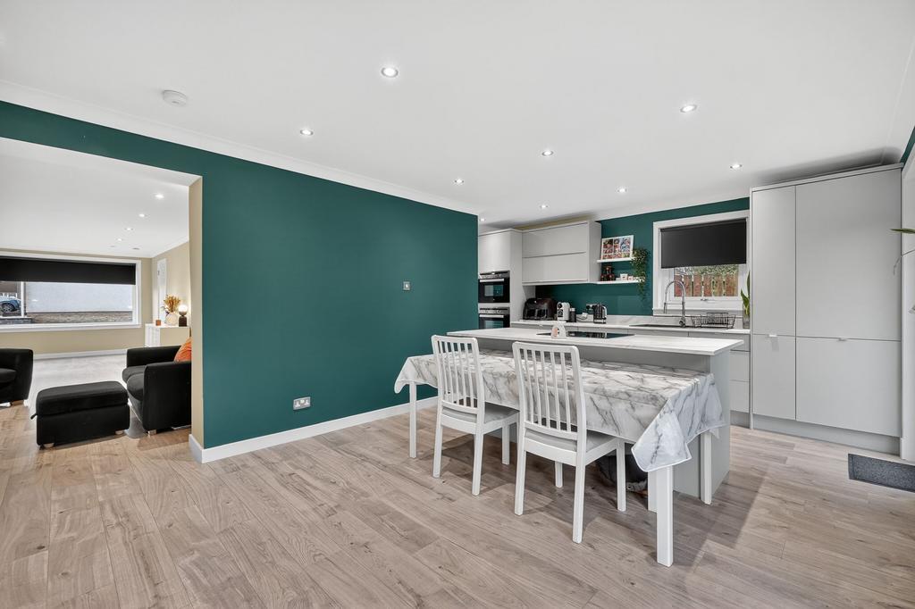 Dining Lounge
