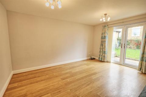 undefined, Collett Road, Ware SG12