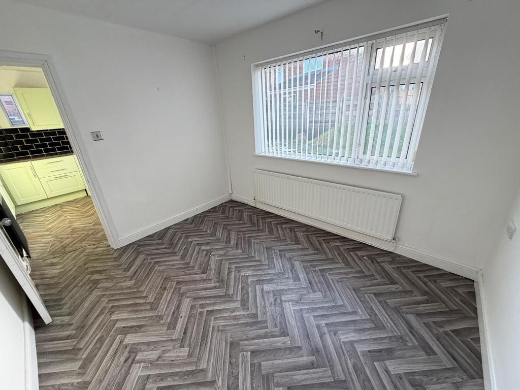 Rear reception/dining room