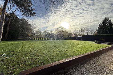 undefined, Main Street, Bleasby, Nottingham