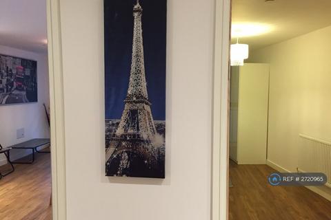 1 bedroom flat to rent, The Renaissance Development, London, SE13