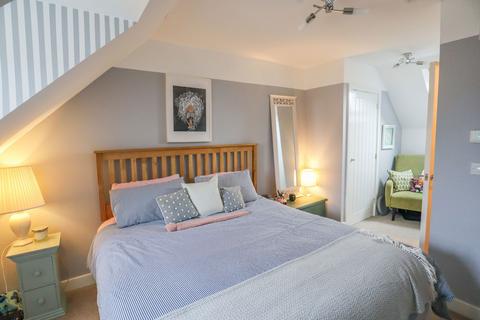 undefined, Station Road, Calne SN11