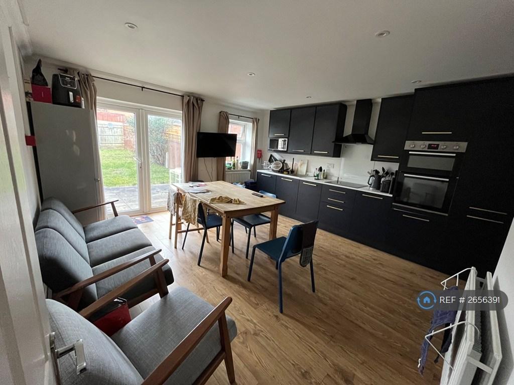 Large Kitchen/Diner