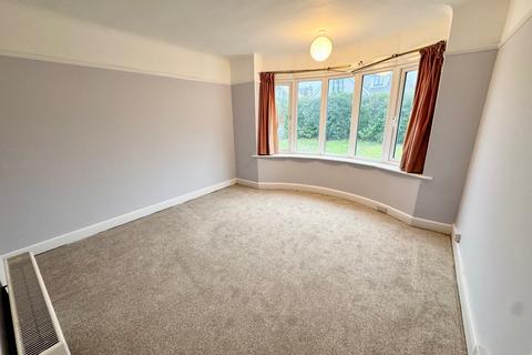 2 bedroom detached bungalow to rent, Pauntley Road, Christchurch BH23