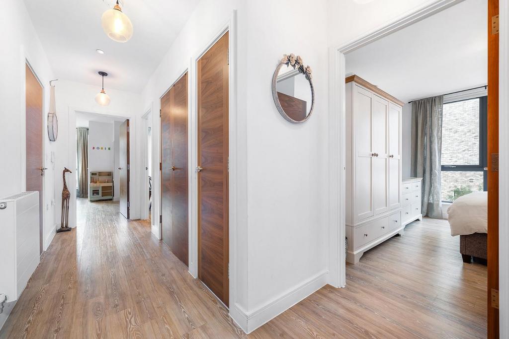 Hallway.JPG