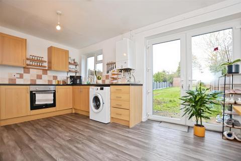 3 bedroom semi-detached house for sale, St. Botolphs Road, Scunthorpe
