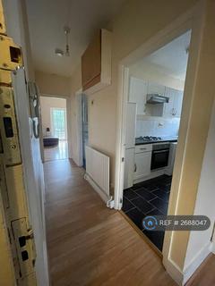 2 bedroom flat to rent, Peckham, London, SE15