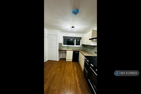 undefined, Pinmill, Basildon, SS14