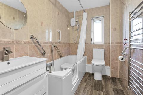 undefined, Swan Court, Mistley, Manningtree