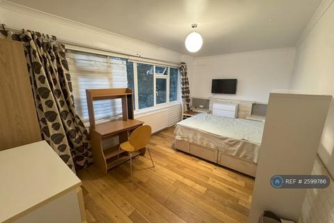 undefined, Worcester Road, Sutton, SM2