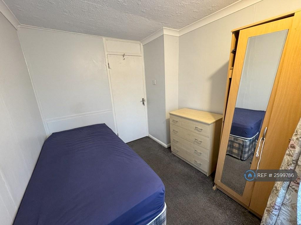 Single Room £700
