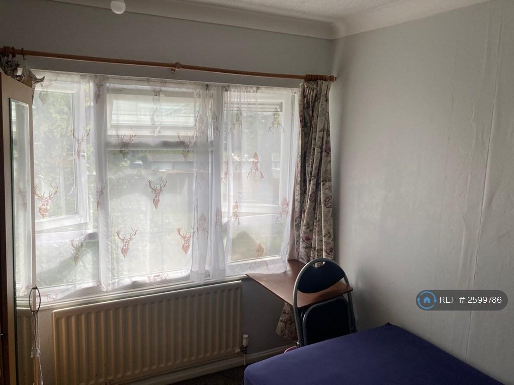 Single Room £700