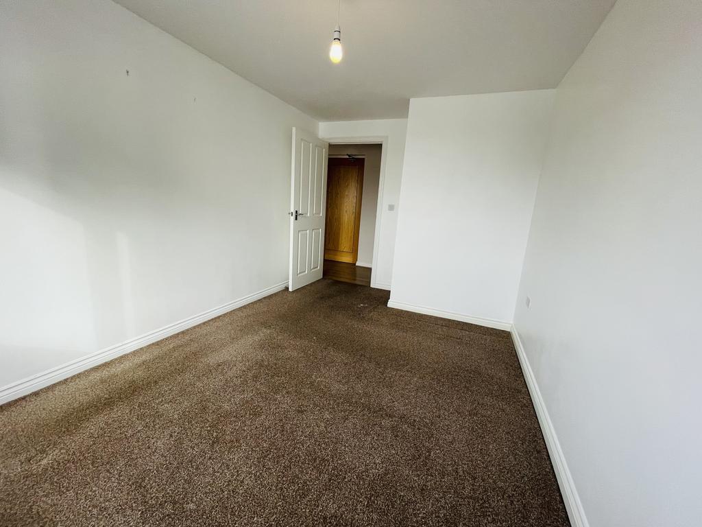 Bedroom 1b