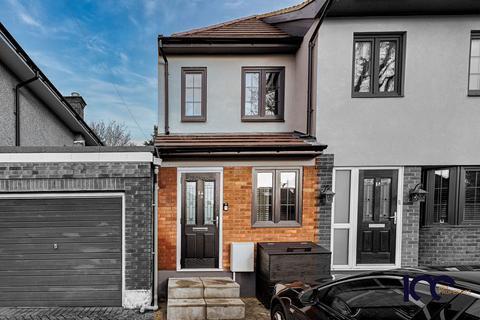 undefined, Victoria Avenue, Romford