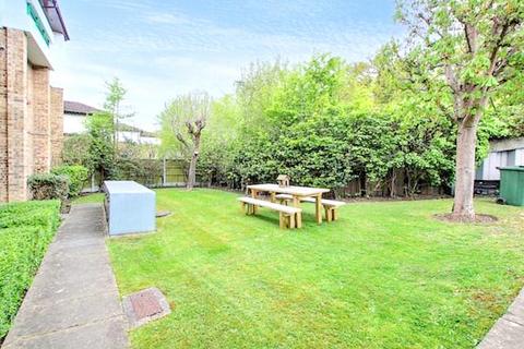 undefined, The Vale, Basildon, SS16