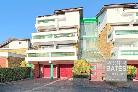 undefined, The Vale, Basildon, SS16