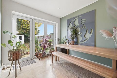 undefined, Lion Road, Bexleyheath