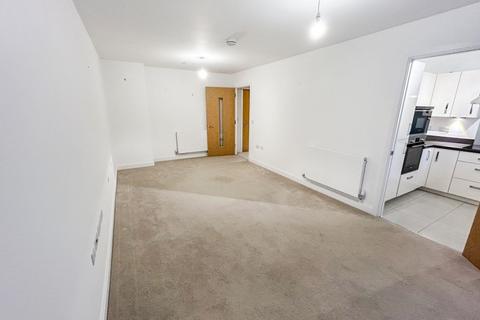 undefined, Great North Road, Hatfield AL9