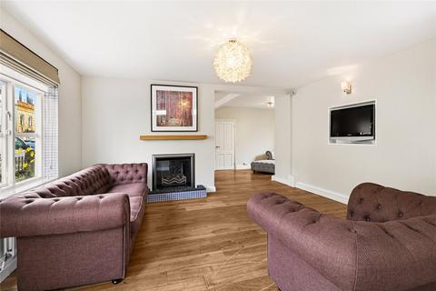 3 bedroom semi-detached house to rent, Knowsley Road, London, SW11