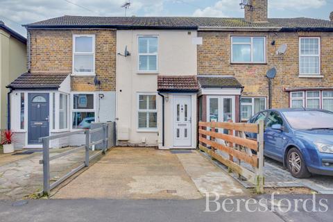 2 bedroom terraced house for sale, Albert Road, Romford, RM1