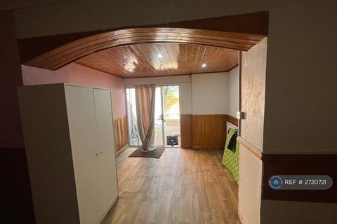undefined, Walstead Road, Walsall, WS5