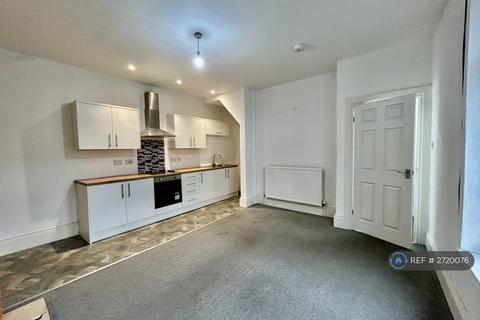 undefined, Cross Lane, Huddersfield, HD4
