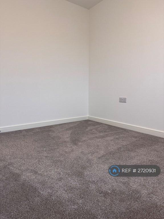 Ensuite Main Bedroom