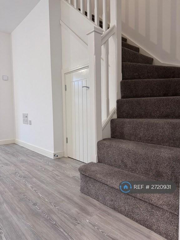Lounge Staircase