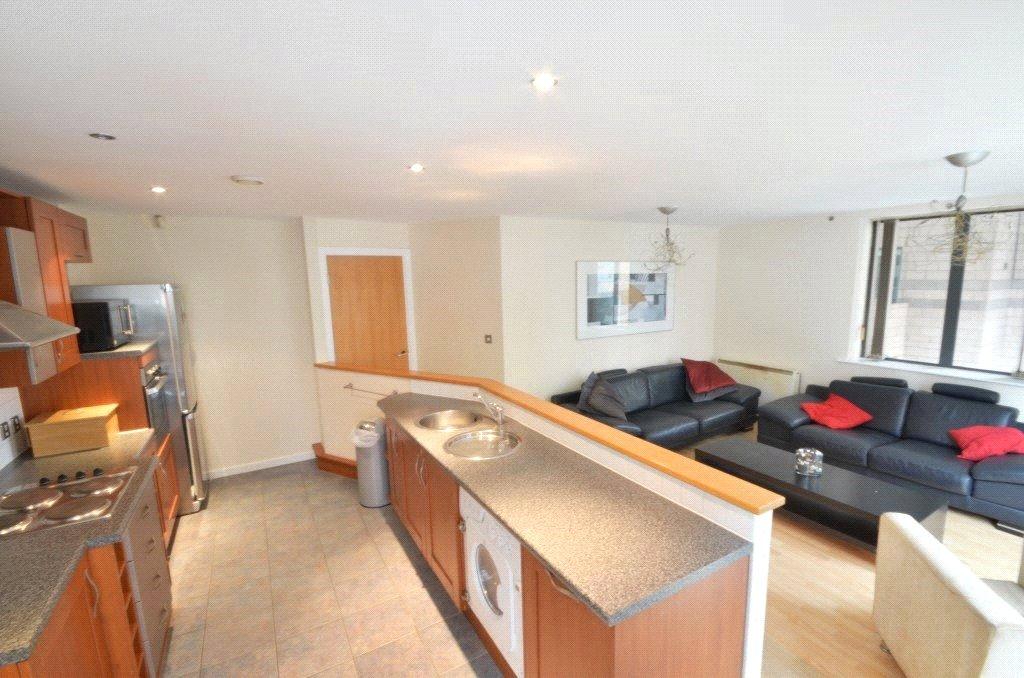 Living Room/Kitchen