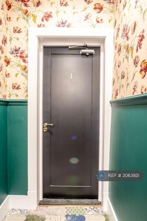 Flat Door