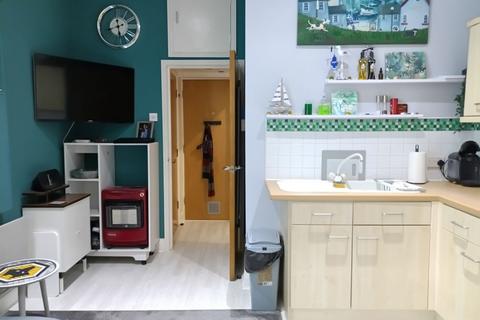 undefined, Pembroke Buildings, 31 Cambrian Place, Swansea, West Glamorgan, SA1 1RL