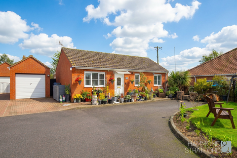 undefined, Eden Close, Attleborough