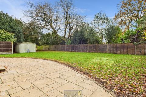 3 bedroom bungalow for sale, Ingrave Road, Brentwood, Essex, CM13