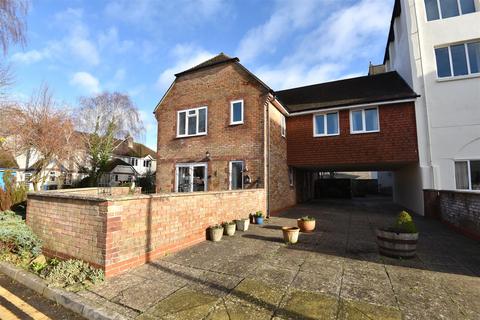 undefined, Milford Court, Gillingham