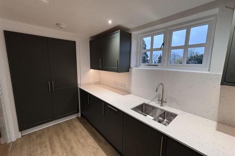 2 bedroom house to rent, Union Wharf, Market Harborough
