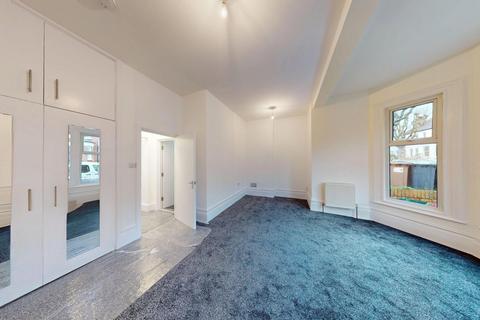 undefined, Mount View Road, London, N4