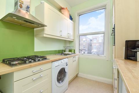1 bedroom property to rent, Gautrey Road, Peckham, London, SE15