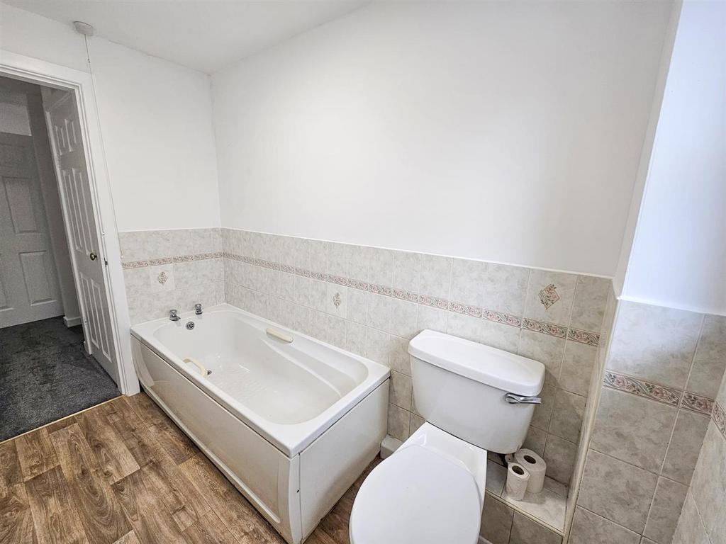 1 bed apartment, Silsden